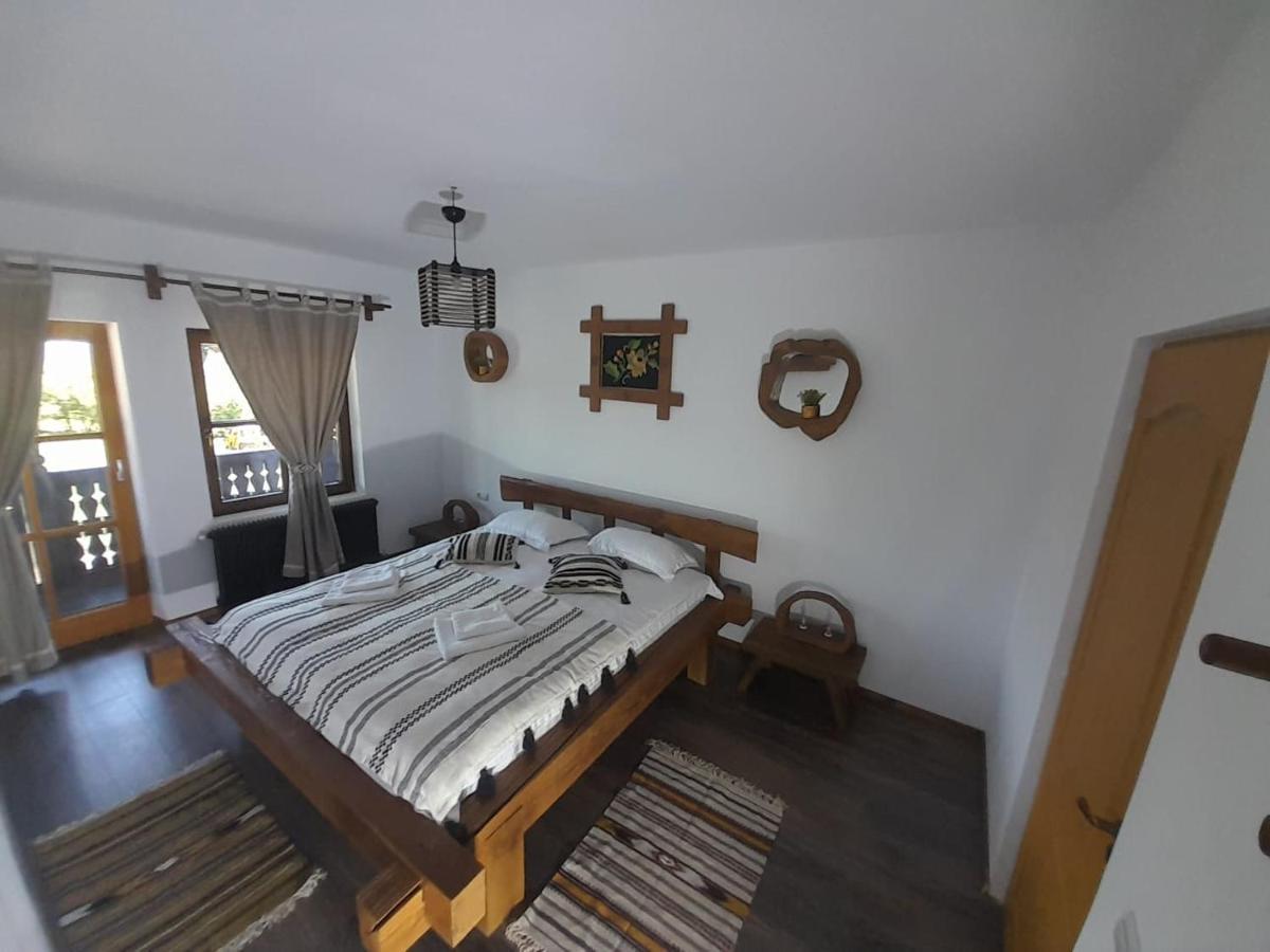 Mosia Dar In Rai Apartment Berbesti Bagian luar foto